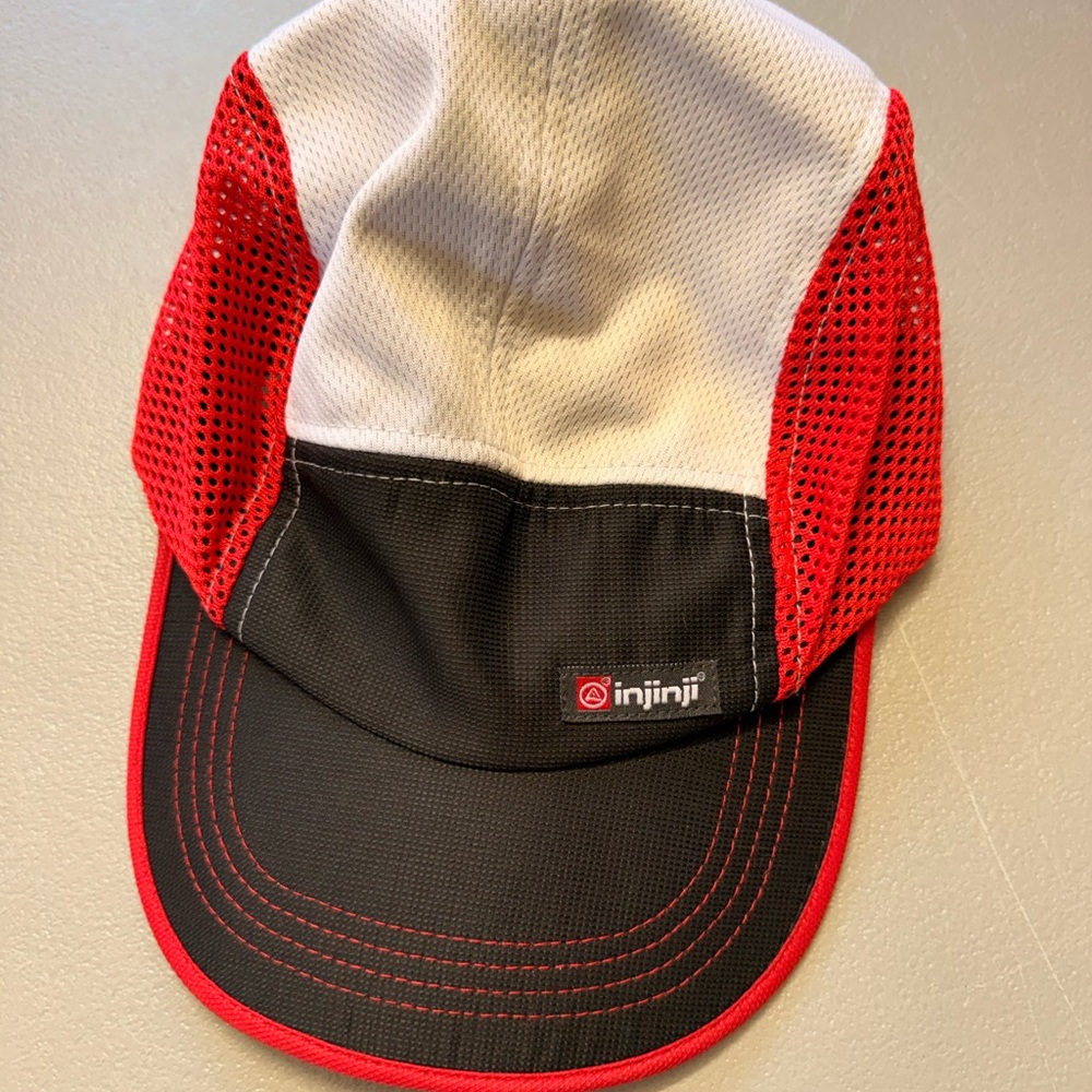 Injinji Red, White & Black Performance Running Hat